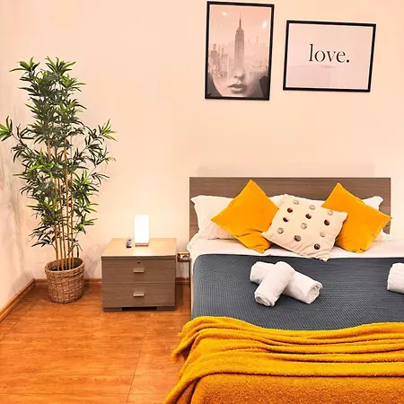 Charming In Termini * Rzym