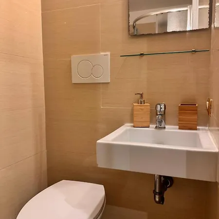 Apartament Charming In Termini Rzym