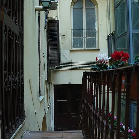 Charming In Termini Apartament