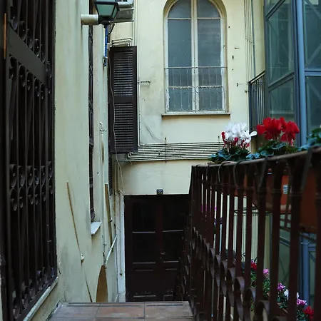 Apartament Charming In Termini Rzym