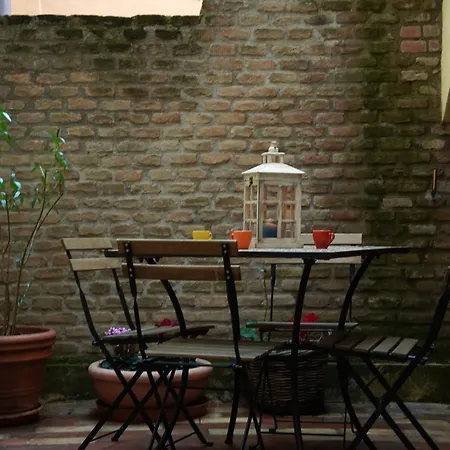 Charming In Termini Apartment