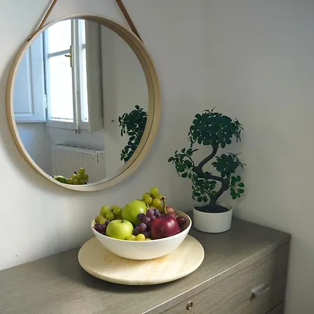 Apartament Charming In Termini