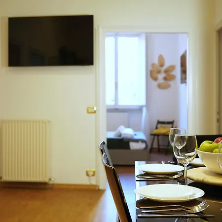 Charming In Termini Apartment Rome